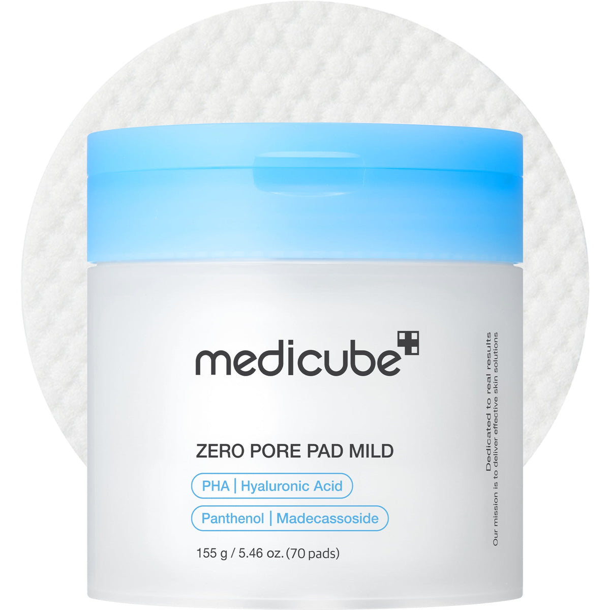 Tarro de 70 discos Medicube Zero Pore Pad Mild con tapa azul claro y un disco blanco detrás