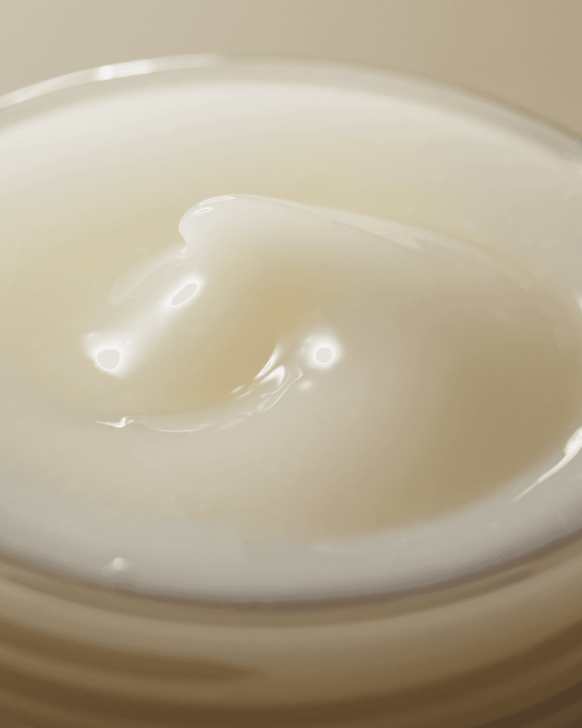 Close-up of the gel-cream texture in AXIS-Y Dark Spot Correcting Glow Cream 50ml