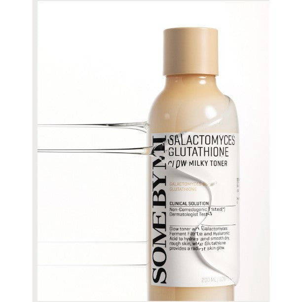 Tónico lácteo iluminador con galactomyces y glutatión SOME BY MI, 200 ml