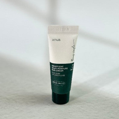 [MINI] Heartleaf Silky Moisture Mild Sunscreen SPF 50+ PA++++ 10ml