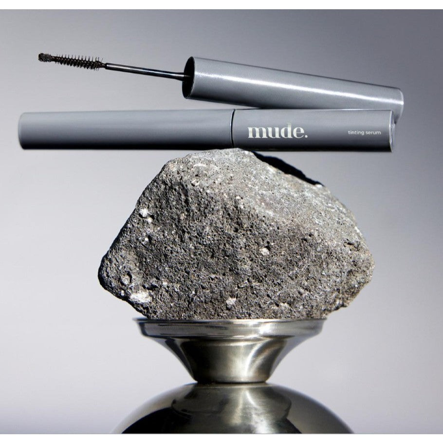 MUDE Eyelash Tinting Serum Shot