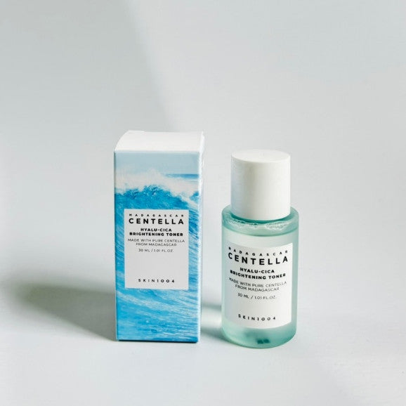 SKIN1004 Madagascar Centella Hyalu-Cica Brightening Toner MINI 30ml